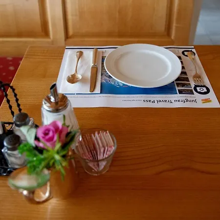 Sonne Interlaken-matten Bed and breakfast